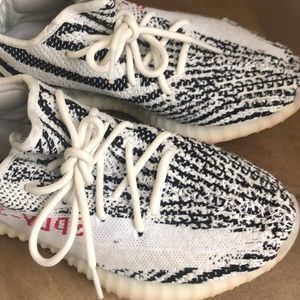 Yeezy Boost 350 V2 ‘Zebra’